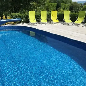 Dvur Stran & Wellness Czechy